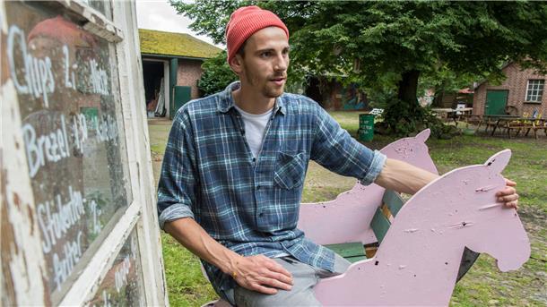 Fynn Kliemann konnte Visionen reiten - und auf diese Weise leicht an Geldgeber für sein Kliemannsland (Bild) kommen.