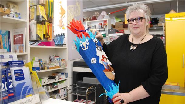 Gabriele Sellerhoff, Inhaberin des Geschäfts „Der Bunte Laden“ in Langen, ist froh über das Online-Angebot „Heimatpräsent“, das Unternehmen und Kunden zusammenführt.
