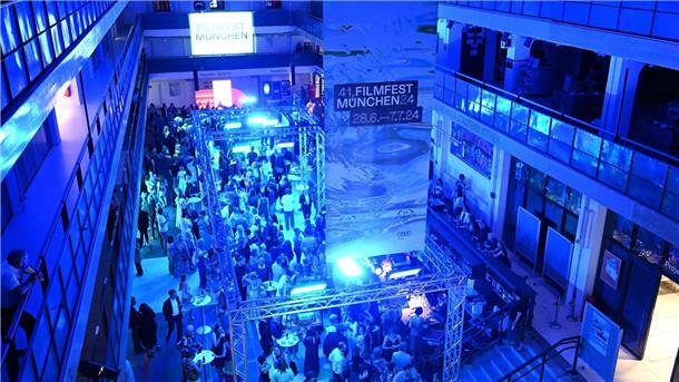 Filmfest München gestartet Gäste feiern nach der Eröffnungsgala in der Isarphilharmonie im Rahmen des Filmfests München.