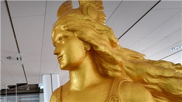 Galeonsfigur Germania blickt fragend drein: Wie geht es mit dem Deutschen Schifffahrtsmuseum in den kommenden Monaten weiter, nachdem Dr. Sunhild Kleingärtner ihren Job als geschäftsführende Direktorin gekündigt hat? Welche Konsequenzen werden aus der langen Mängelliste gezogen?