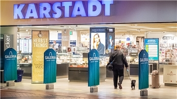 Galeria Karstadt Kaufhof will seine Bremerhavener Filiale im Januar schließen. Wie es weitergeht mit der Immobilie, ist noch offen.