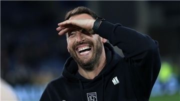 Gegner mit Unsportlichkeit genarrt? Bielefelds Trainer Mitch Kniat.