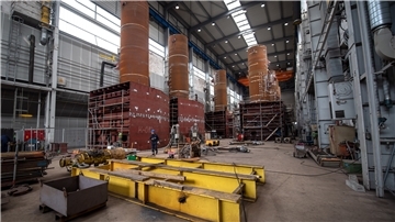 Gehen in den Hallen der Werft Fosen Yard Emden bald die Lichter aus? Am Monatsende läuft das Insolvenzgeld aus.