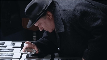 Gérard Depardieu muss als Maigret einen Kriminalfall lösen.