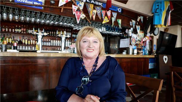Sauftourismus auf Mallorca ist nicht zu bremsen Gerlinde Weininger, Inhaberin des „Münchner Kindl“, in ihrem Lokal an der Playa de Palma.