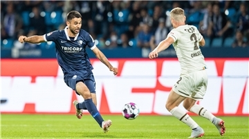 Gerrit Holtmann (links) spielt beim VfL Bochum um dem Aufstieg mit.
