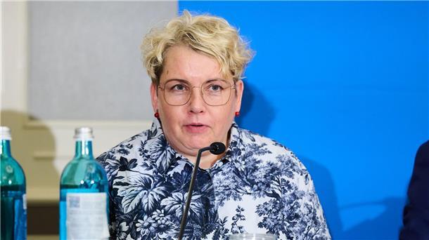 Gewerkschaft: Bis 2030 fehlen Zehntausende Lehrkräfte GEW-Chefin Finnern sieht im schrittweisen Rechtsanspruch auf Ganztagsbetreuung eine einzigartige Gelegenheit, die Bildungslandschaft nachhaltig zu stärken. (Archivfoto)