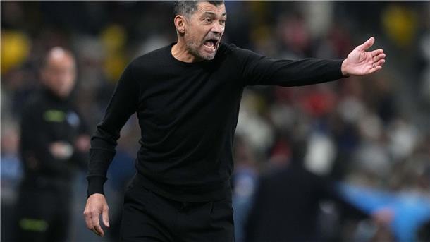 Gewann erneut nach Rückstand mit seinem neuen Team: Milan-Trainer Sergio Conceição.