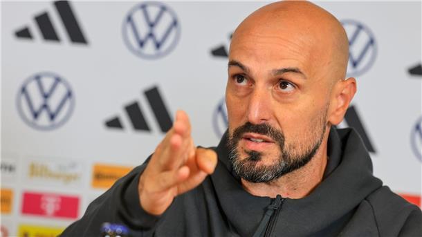 Gattuso-Werben um U21-Star? Das sagt der DFB-Coach Gibt den Weg für die U21 vor: Trainer Antonio Di Salvo.