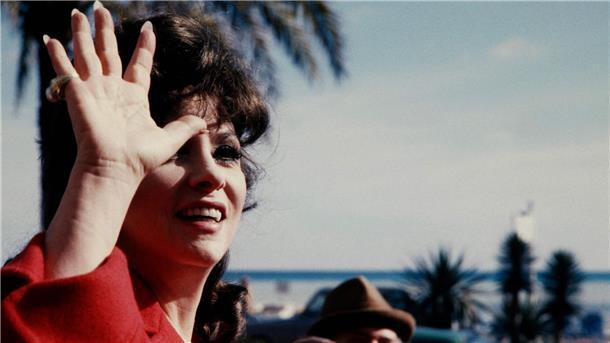 Gina Lollobrigida an der Côte d’Azur (1980).