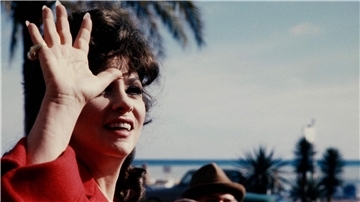 Gina Lollobrigida an der Côte d’Azur (1980).