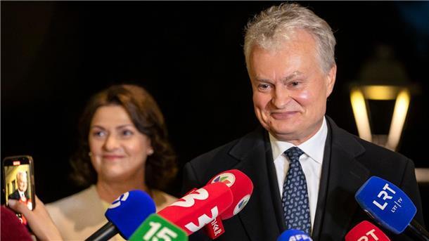 Litauen steht Stichwahl ums Präsidentenamt bevor Gitanas Nauseda steht seit 2019 an der Spitze des größten Baltenstaats.