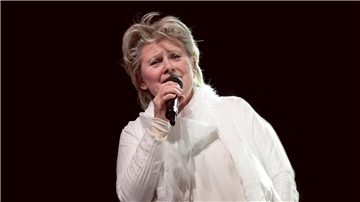 Gitte Hænning bei einem Auftritt.