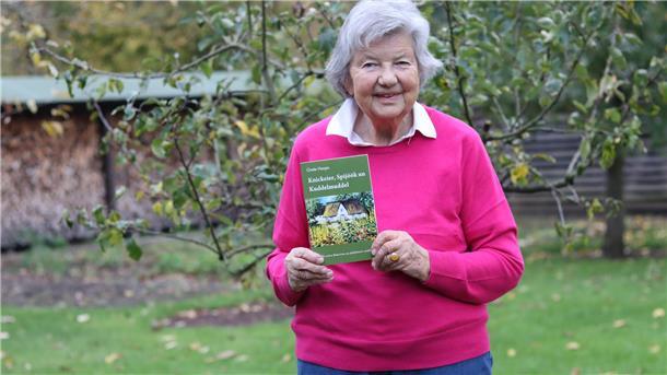 Grete Hoops liest am 10. Dezember in Elsdorf aus ihrem aktuellen Buch vor.