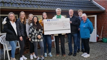 Loxstedter Azubis spenden ans Tierasyl Heimatlos