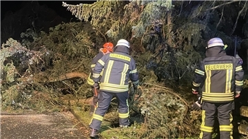 Feuerwehr im Sturmeinsatz