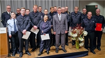 Beförderte und Jubilare der Freiwilligen Feuerwehren Lehe, Weddewarden und Wulsdorf