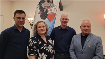 Gruppenbild neuer Vorstand der TSG Nordholz – von links: Michael Fernandes Lomba (neugewählt zum 2. stellv. Vors.), Tanja Wermann (Kassenwartin), Cord Rettig (1. stellv. Vors.) und Frank Bretschneider (wiedergewählter 1. Vors.)