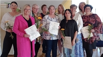Zehn neue Hospizbegleiterinnen