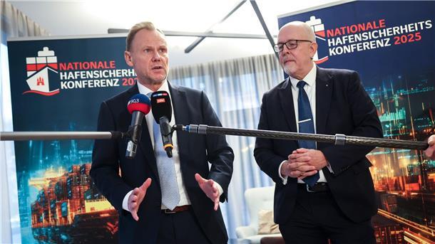 Erste nationale Hafensicherheitskonferenz in Hamburg Hamburg und Bremen wollen den Kampf gegen den internationalen Drogenhandel gemeinsam voranbringen.