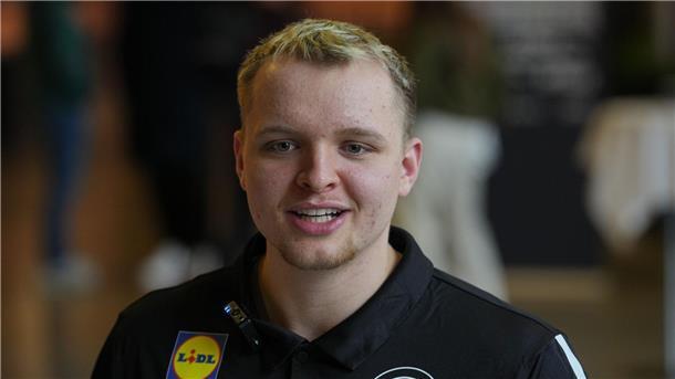 Nationalspieler Fischer bis 2027 in Hannover Handball-Nationalspieler Justus Fischer hat seinen Vertrag in Hannover verlängert.
