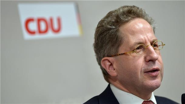 Maaßen nicht mehr Mitglied der CDU Hans-Georg Maaßen war mal Präsident des Bundesamtes für Verfassungsschutz und auch CDU-Mitglied. Ersteres ist er schon länger nicht mehr, Letzteres seit neuestem.