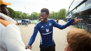 Hat auf ungewöhnliche Weise geheiratet: Bakery Jatta  