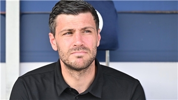 Hat einen neuen Abwehrspieler geholt: Braunschweigs Sportchef Benjamin Kessel. (Archivbild)