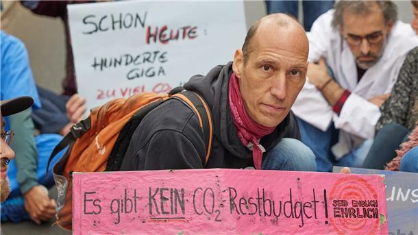 Klimaaktivisten brechen Hungerstreik ab Hatte die die Hungerstreik-Aktion am 7. März begonnen: Wolfgang Metzeler-Kick.