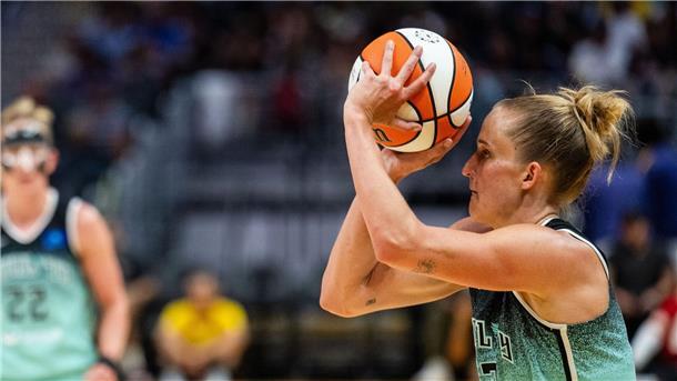 Fiebich mit bestem Spiel ihrer WNBA-Karriere Hatte gegen die Dallas Wings ein starkes Spiel für die New York Liberty: Nationalspielerin Leonie Fiebich.