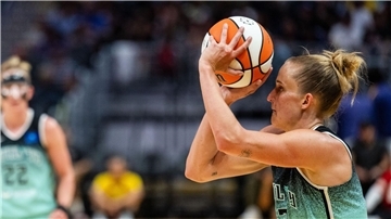 Hatte gegen die Dallas Wings ein starkes Spiel für die New York Liberty: Nationalspielerin Leonie Fiebich.