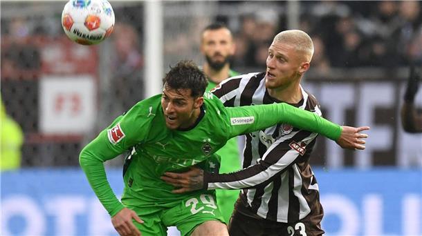 Hatte Pech mit einem Pfostenschuss: Gladbachs Joe Scally. 