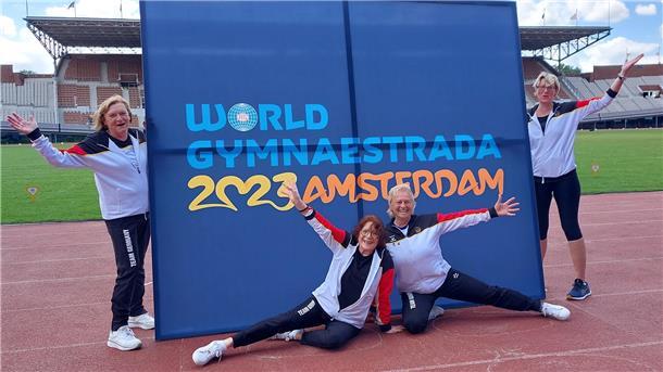 Vier Turnerinnen vom TV Loxstedt haben an der World Gymnaestrada in Amsterdam teilgenommen.