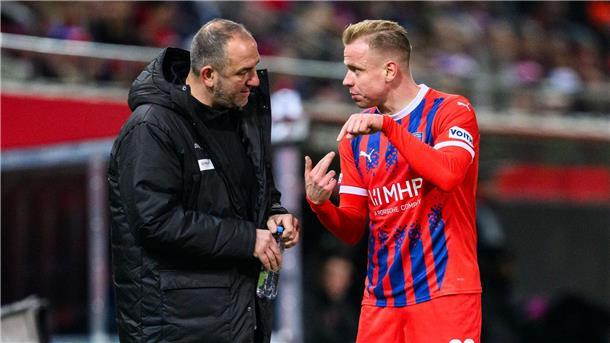 Heidenheims Trainer Frank Schmidt verzichtet freiwillig auf Lennard Maloney.