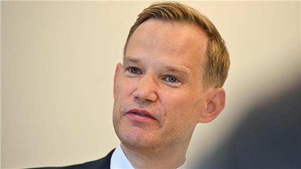 Streeck warnt vor leichter Zugänglichkeit von Drogen Hendrick Streeck: „Die Droge, die mir am meisten Sorgen macht, ist Crack.“