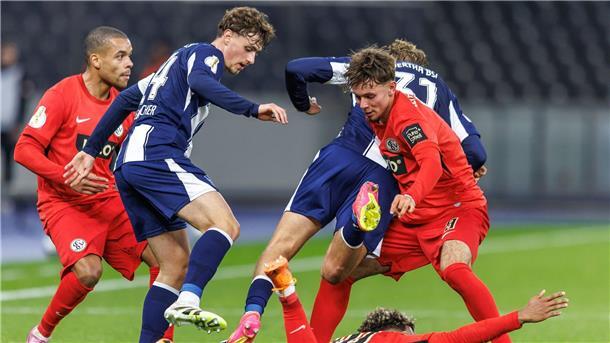 BVB gewinnt Krimi in Frankfurt - Wolfsburg und Augsburg raus Hertha BSC setzte sich gegen die SV Elversberg im DFB-Pokal durch.