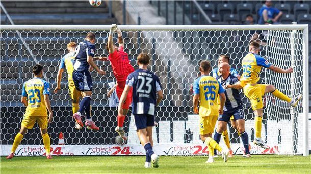 Hertha kam nur selten gefährlich vor das Paderborner Tor.