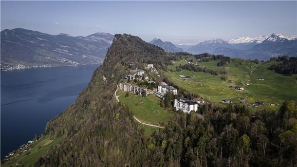 Krieg gegen die Ukraine: So ist die Lage Hier im Bürgenstock Resort oberhalb des Vierwaldstättersees soll die Friedens-Konferenz stattfinden.