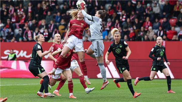 Hoch hinaus wollen Münchnerinnen und Wolfsburgerinnen in der Champions League.