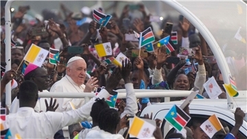 Hoffnungsträger: Papst Franziskus auf seiner Reise im Südsudan.