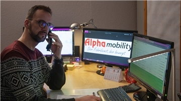 Hofft auf bessere Zeiten und Unterstützung vom Landkreis Cuxhaven: Olaf Schäffer, Geschäftsführer des privaten Fahrdienstes Alpha Mobility in Dorum.