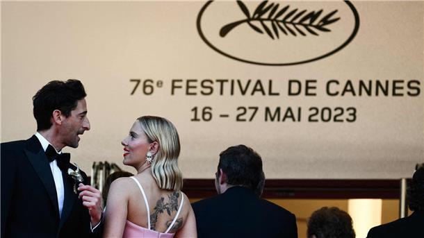 Großes Star-Ensemble bei Premiere von Wes-Anderson-Film Hollywood-Glamour in Cannes: Adrien Brody und Scarlett Johansson.