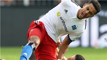 Ein HSV-Spieler in Aktion.