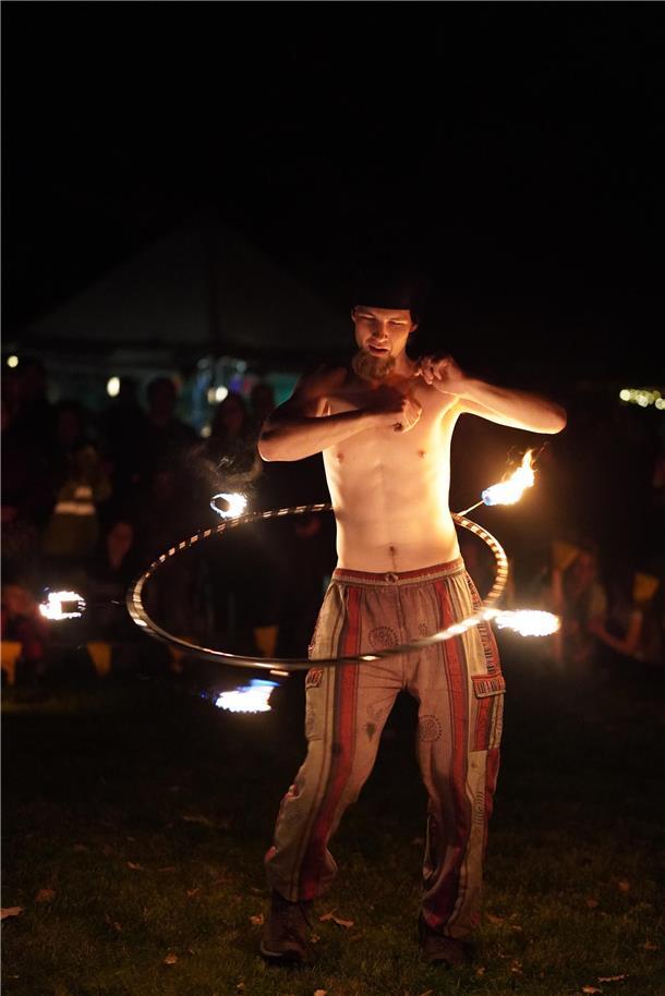Hula Hoop Feuershow