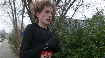 Ian Kohls aus Wehden war beim Midlumer Silvesterlauf auch diesmal wieder der Schnellste mit einer Zeit von 20:30 Minuten.