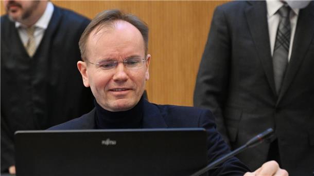 „Ich habe mich auch mit niemandem zu einer Bande zusammengeschlossen“, betonte Markus Braun in seiner ersten Stellungnahme zu den Vorwürfen seit Prozessbeginn im Dezember.