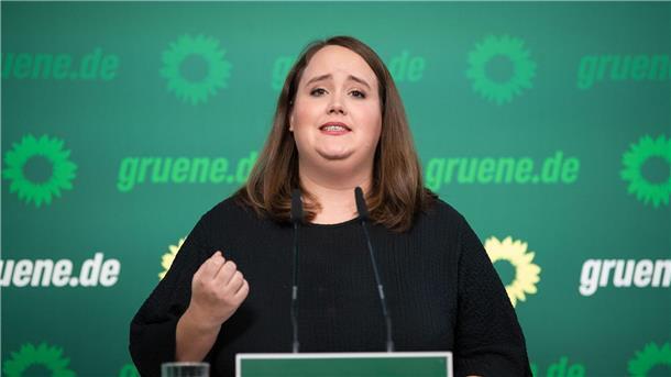 Lang: „Durchschnittsrente kenn ich tatsächlich nicht“ „Ich würde davon ausgehen, dass wir um die 2000 Euro rum liegen“: Ricarda Lang (Archivfoto).