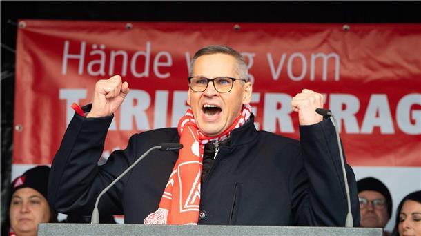 IG-Metall-Bezirksleiter Thorsten Gröger warnt vor einer Eskalation ab 1. Dezember.