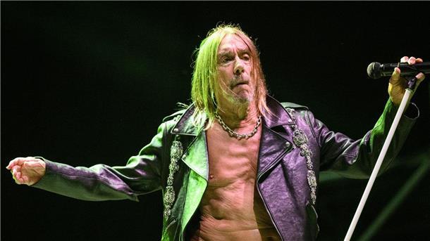 75 Jahre und kein bisschen leise: Iggy Pop rockt wieder Iggy Pop hat noch mächtig Power.