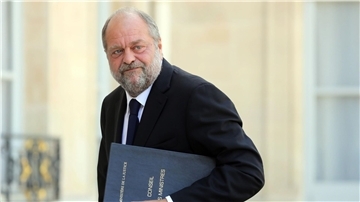 Ihm drohen im Falle eines Schuldspruchs bis zu fünf Jahre Haft: Éric Dupond-Moretti.